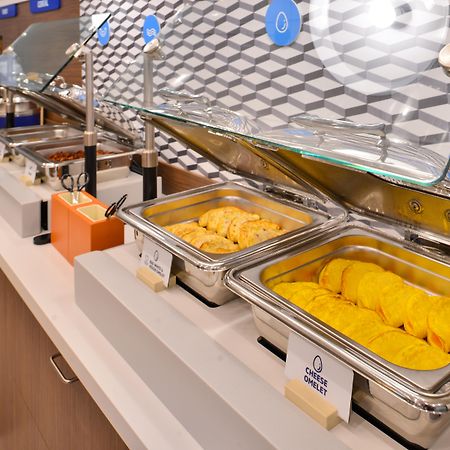 Holiday Inn Express & Suites - Brighton By Ihg Ngoại thất bức ảnh