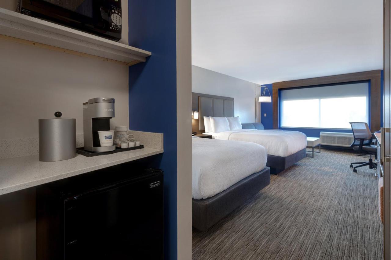 Holiday Inn Express & Suites - Brighton By Ihg Ngoại thất bức ảnh