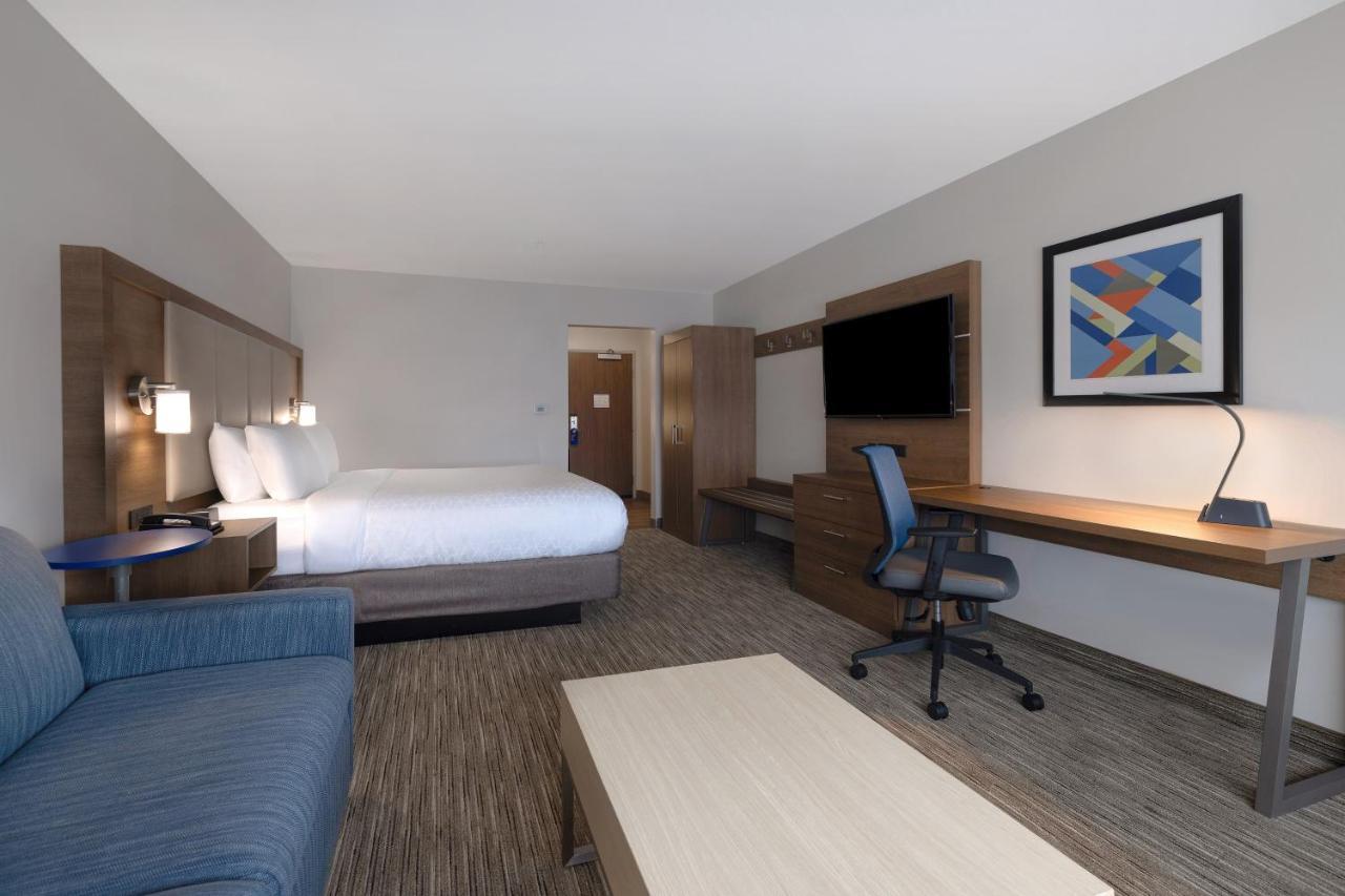 Holiday Inn Express & Suites - Brighton By Ihg Ngoại thất bức ảnh
