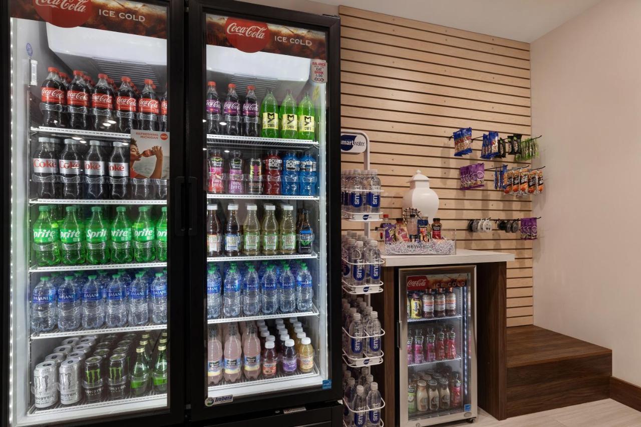 Holiday Inn Express & Suites - Brighton By Ihg Ngoại thất bức ảnh