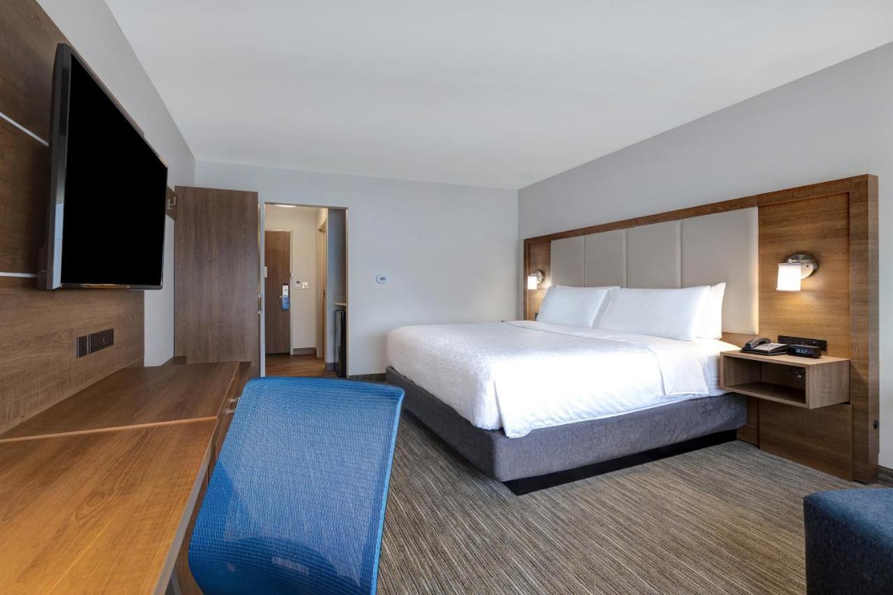 Holiday Inn Express & Suites - Brighton By Ihg Ngoại thất bức ảnh